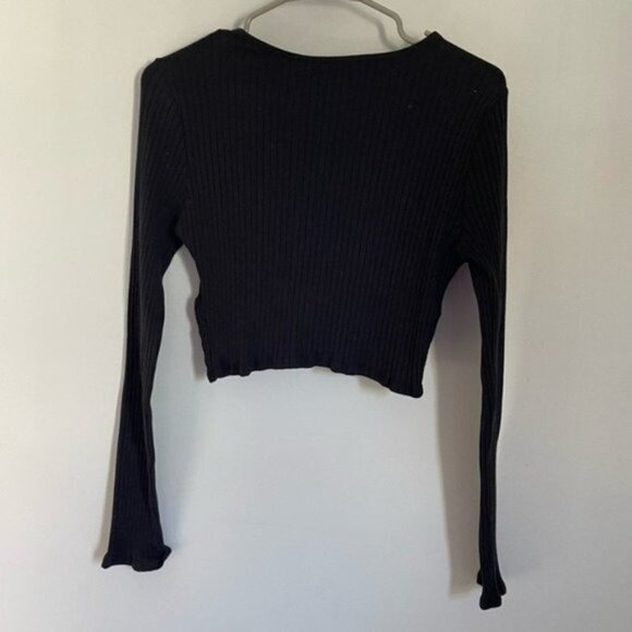 NWT Twist Front Black Long Sleeve Ribbed Crop Top - Picture 4 of 5